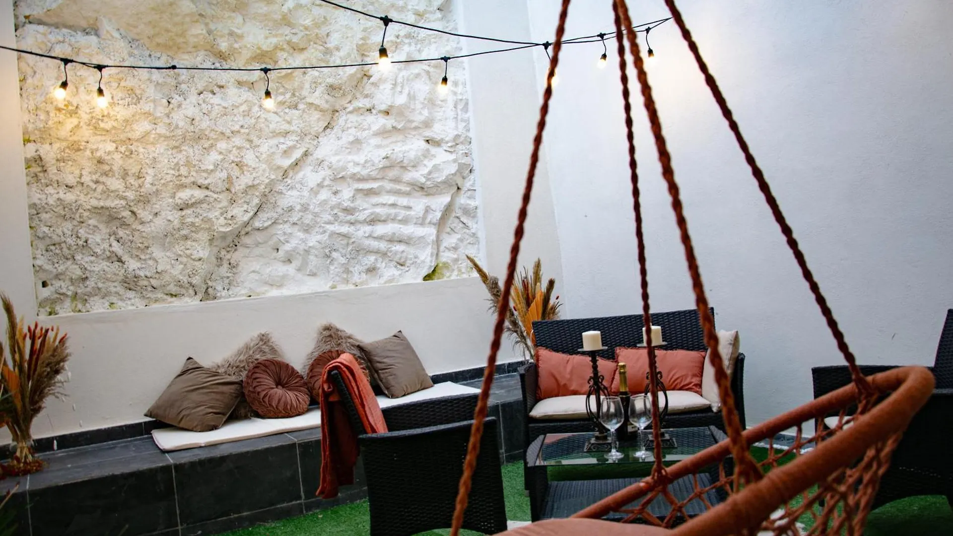 Brand New Room With A Nice Yard San Ġiljan 0*,  Málta
